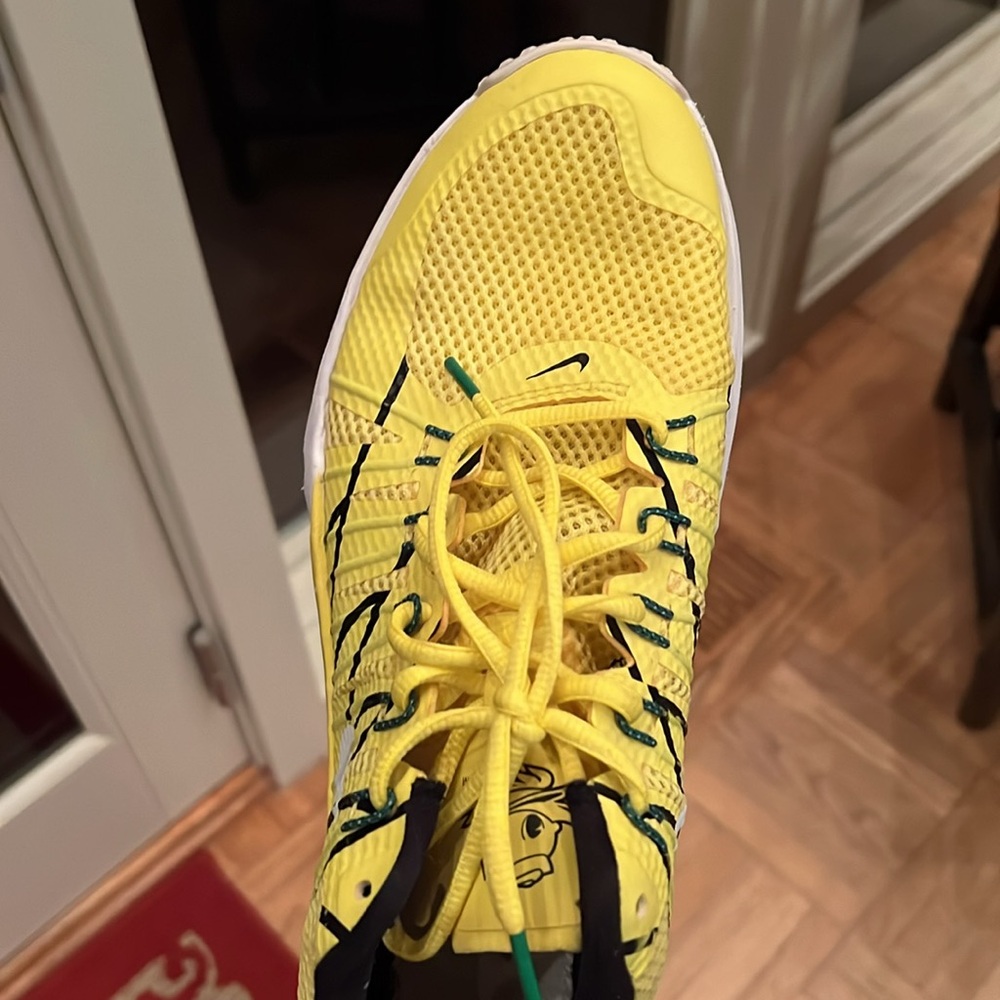 Men’s Nike University of Oregon yellow ‘Win the Day’ shoes Men's 9.5 - Picture 4 of 12